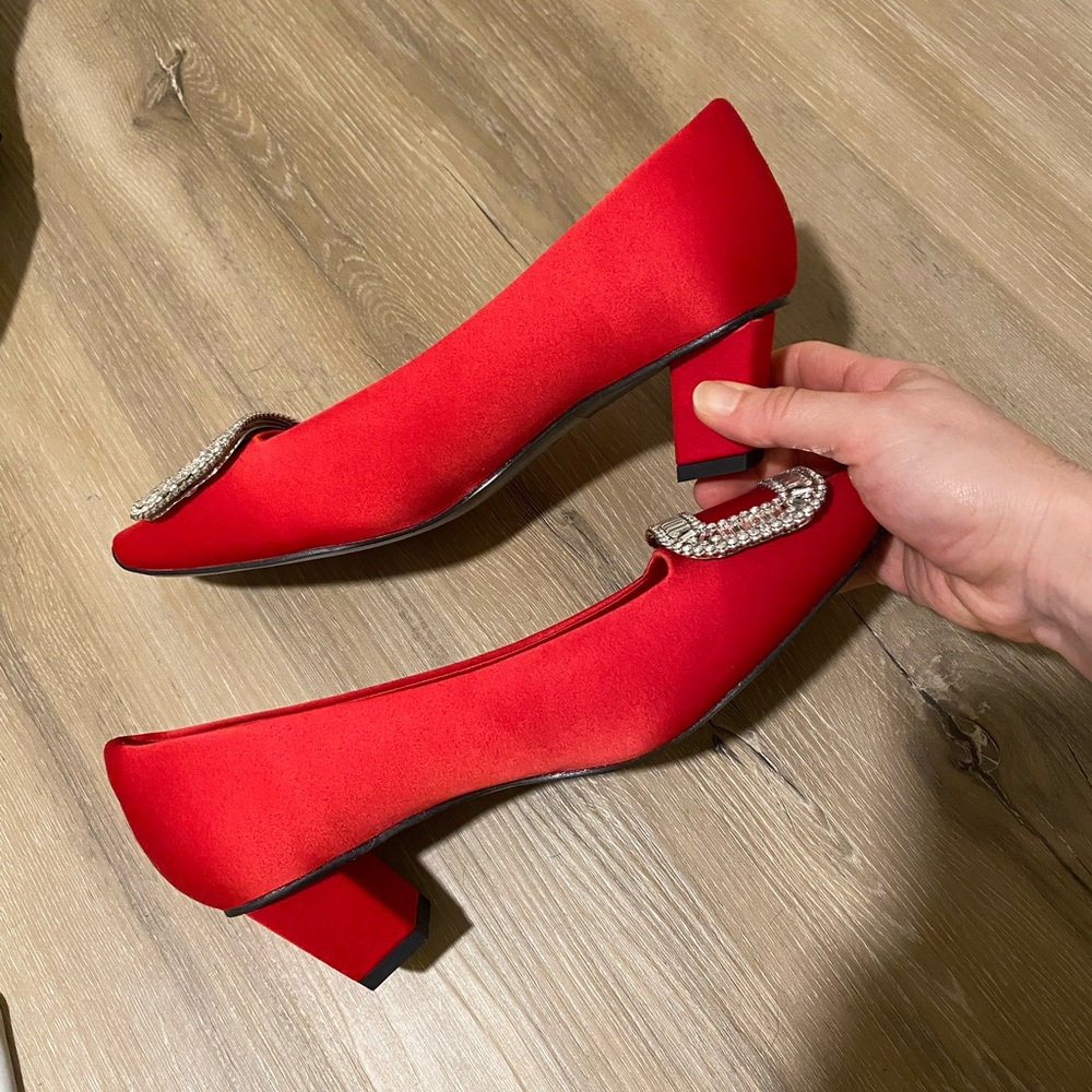 Brand new square buckle toe jewel shoes mid heel red - Picture 4 of 5